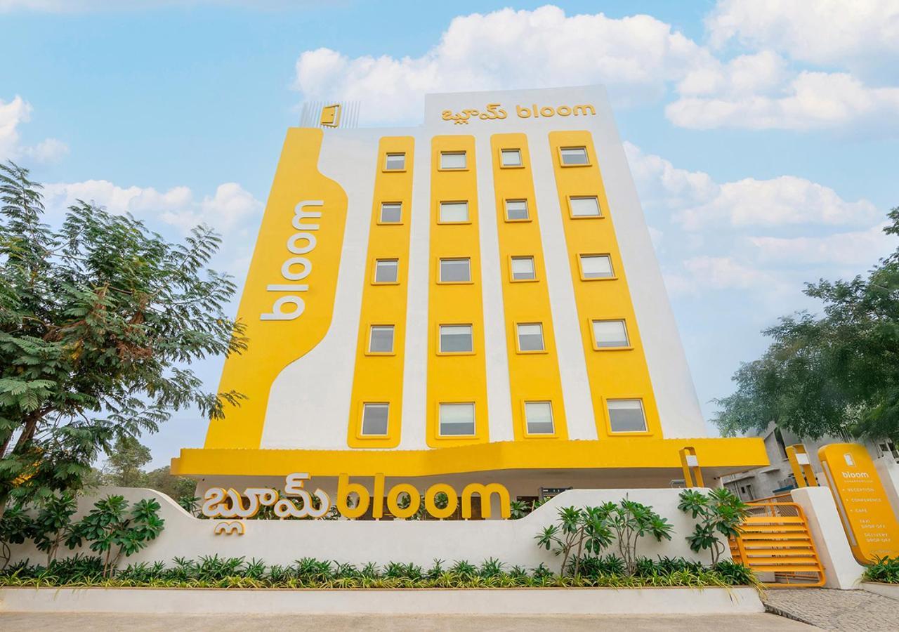 Bloom Hotel Financial District ไฮเดอราบัด ภายนอก รูปภาพ